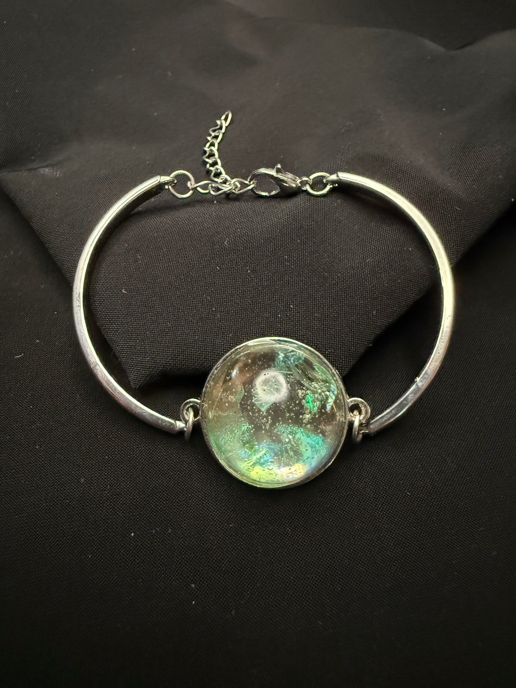 Clear Little Flake Bracelet
